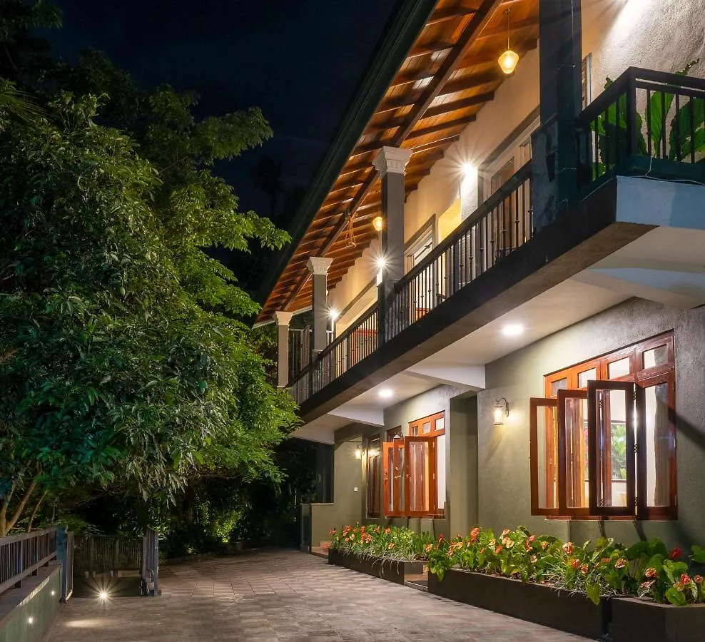 Kandy Tree Tops Hotel