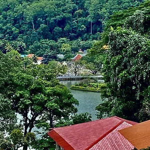 Guest house Sesatha Lake, Kandy